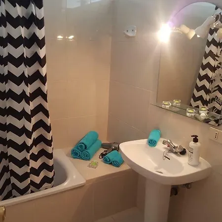 Borinquen With Heated Pool, Only 280 Meters To The Beach, Wifi Playa de las Americas (Tenerife)